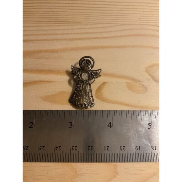 Vintage Filigree Guardian Angel Holding Clear Rhinestone - Picture 4 of 4